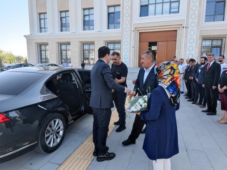 Kaymakam Öztürk görevine başladı