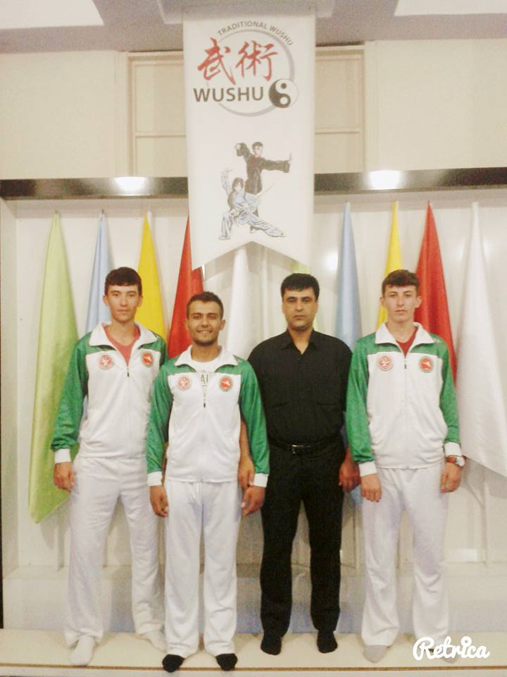 Wushu sporcuları üniverisiteli oldu