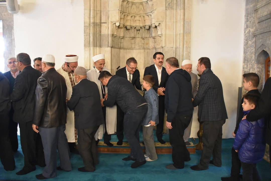 Karapınarda bayramlaşma