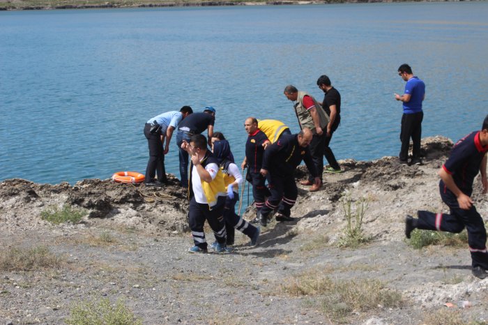 Kahraman Polis hayat kurtardı