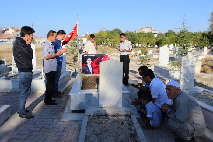 Şehit Akkoç Mezarı Ziyaret Edildi