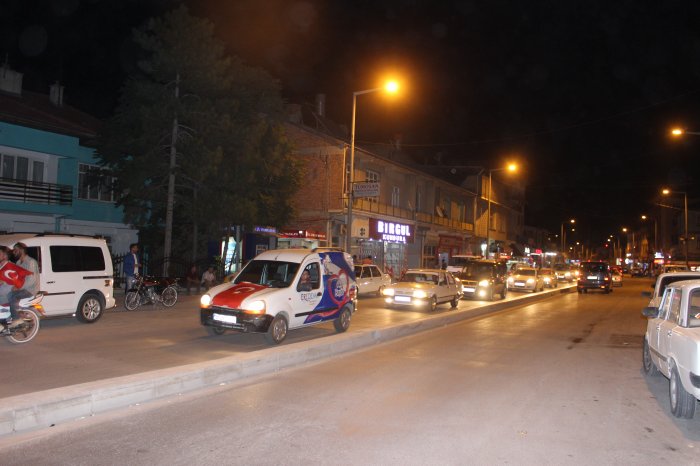 FETÖ'yü Konvoylu protesto