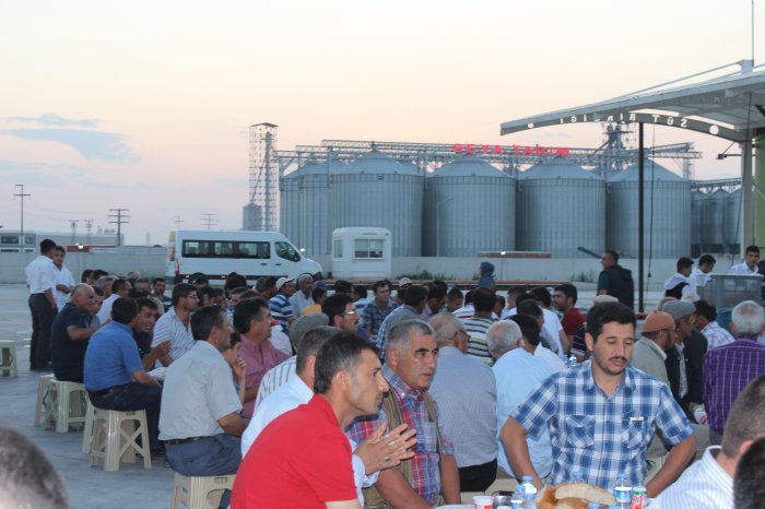 Süt birliğinden üyelerine  iftar