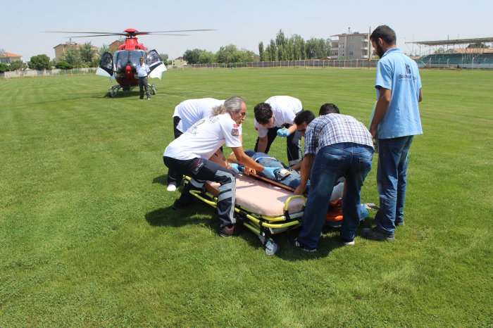 Hava Ambulansı işçi için havalandı