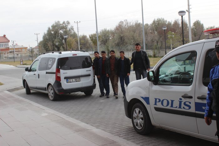 Şu Afganlıların yediği naneye bakın!