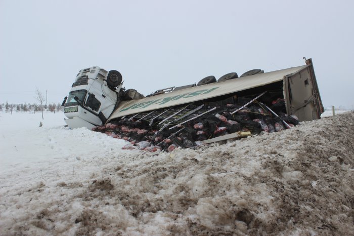 Bir gecede 15 trafik kazası