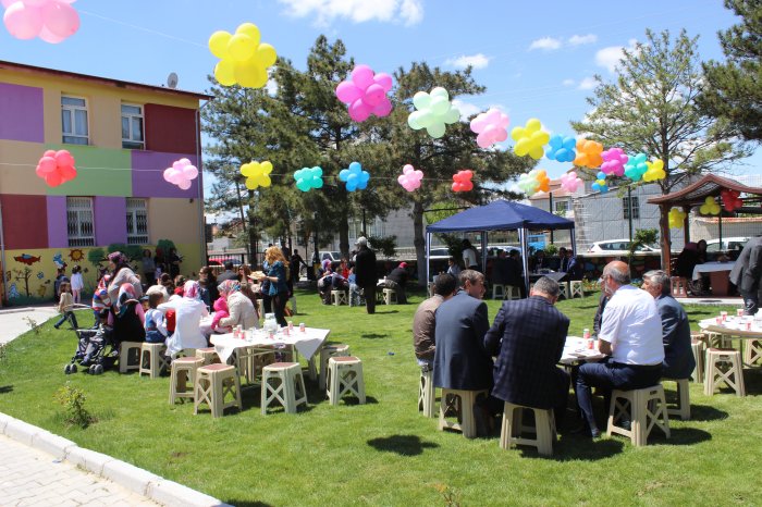 Sultaniye anaokulunda bahçe düzenlemesi yapıldı