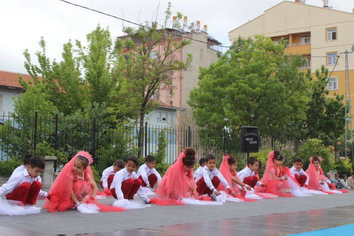 Anaokulları yıl sonu şenliği yapıldı