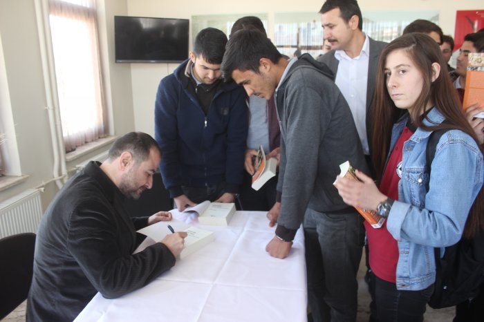 Şimşek'ten Çanakakale konferansı