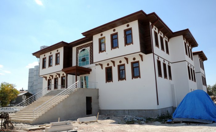 Karapınara şehir konağı