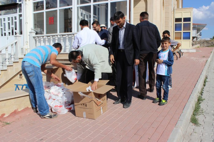 Kandil Simidi Dağıtıldı