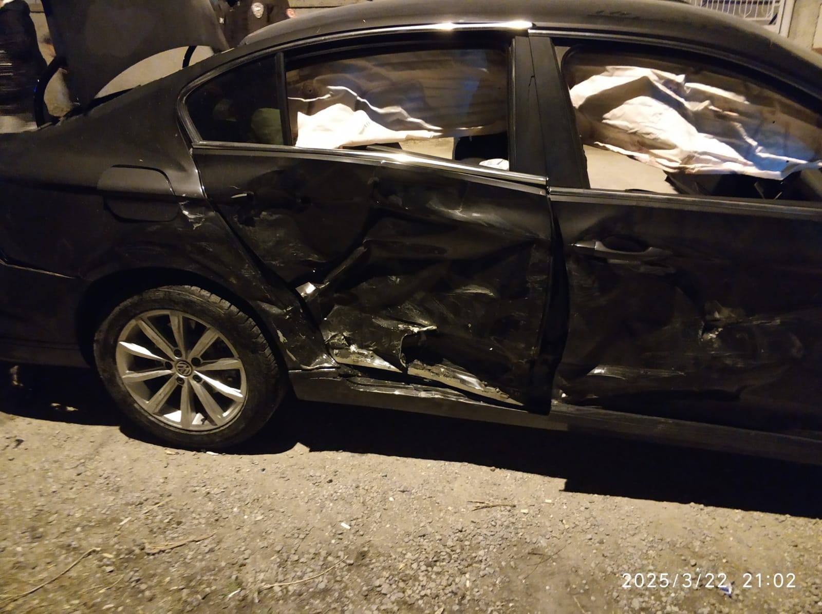 Otomobiller çarpıştı:4 yaralı