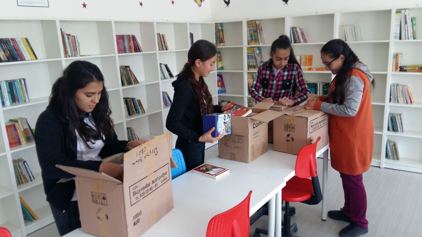 Kardeş okuldan kitap desteği