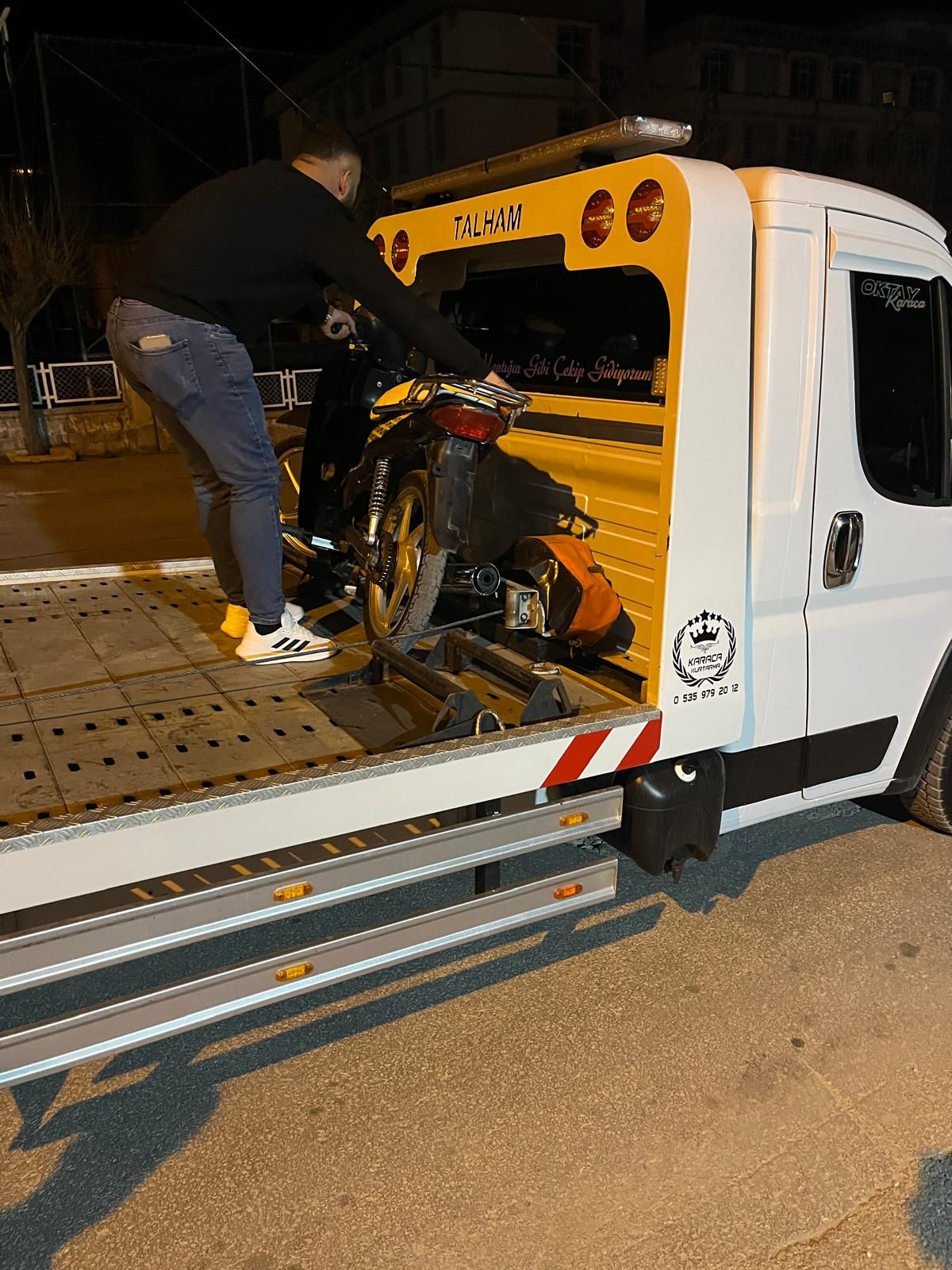 Motosiklet denetimi son gaz