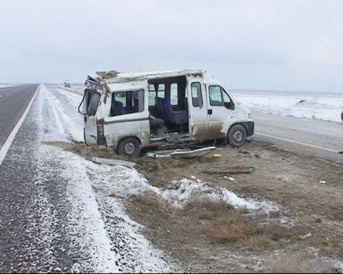 Öğrenci Servisi Kaza Yaptı:13 Yaralı