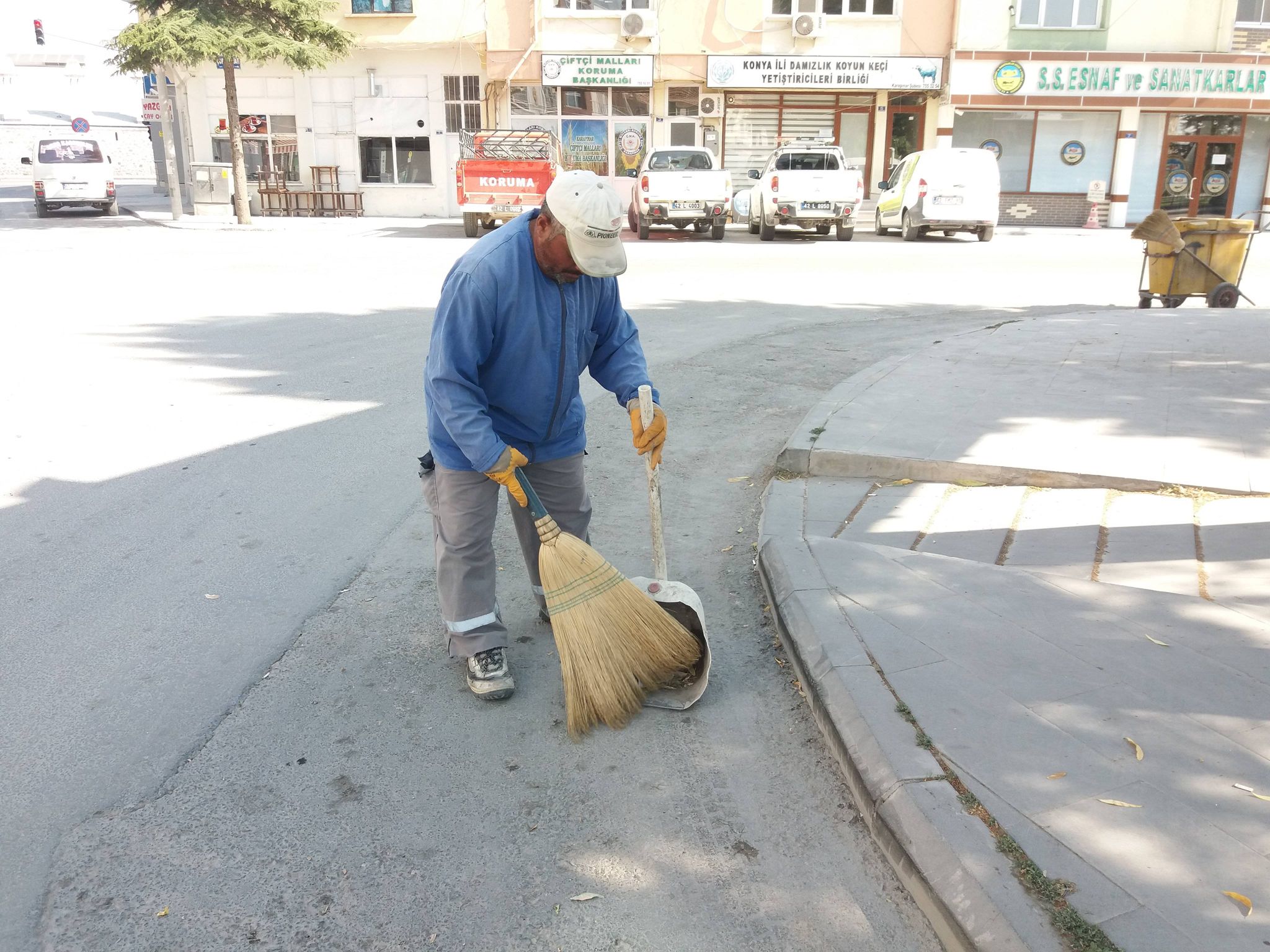 İş elbiseleri  bayramlıkları oldu